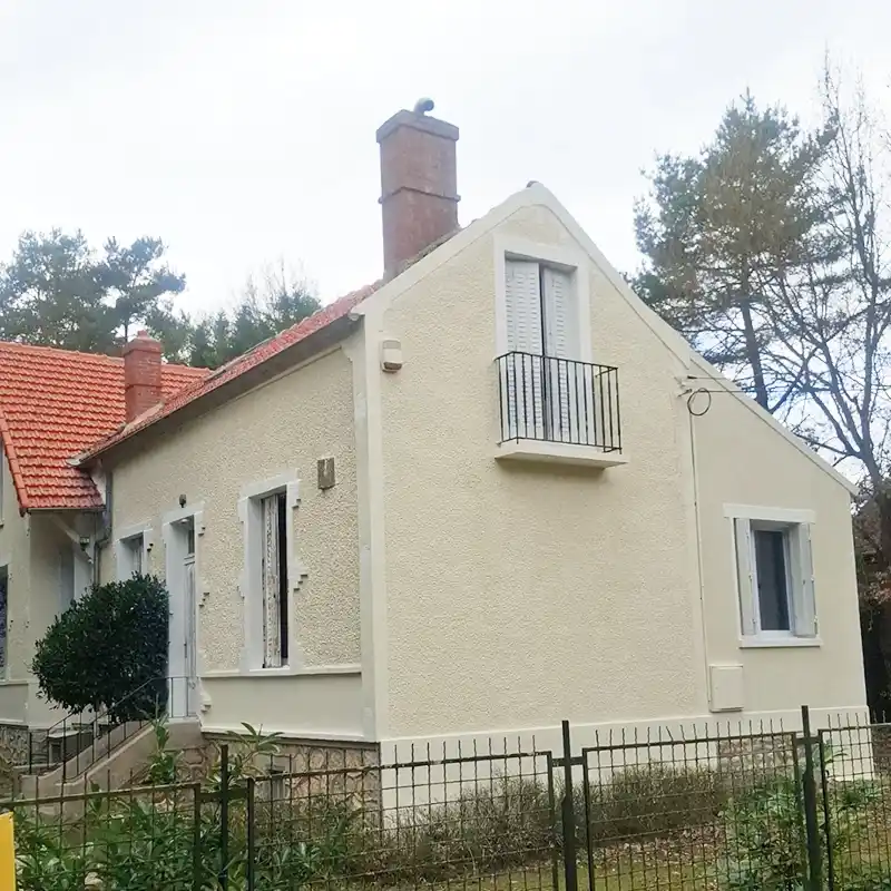 Maison extérieure rénovée